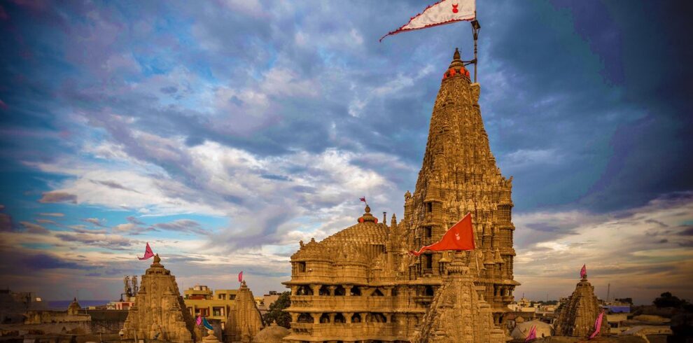 Dwarkadhish Temple1
