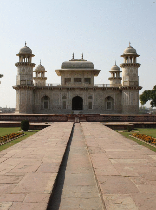 Itmad-ud-Daulah Tomb